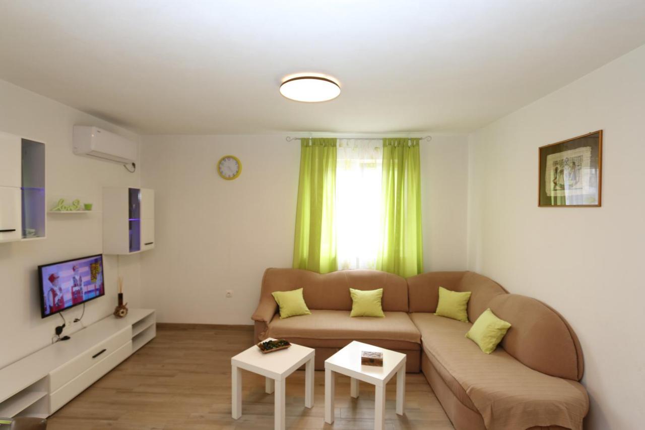 Apartments Mirjana Šilo Dış mekan fotoğraf