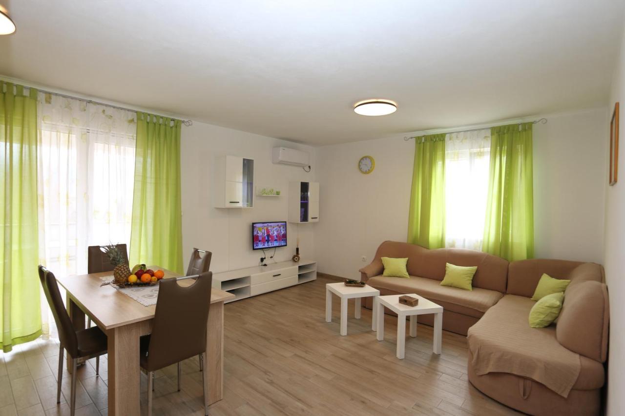Apartments Mirjana Šilo Dış mekan fotoğraf