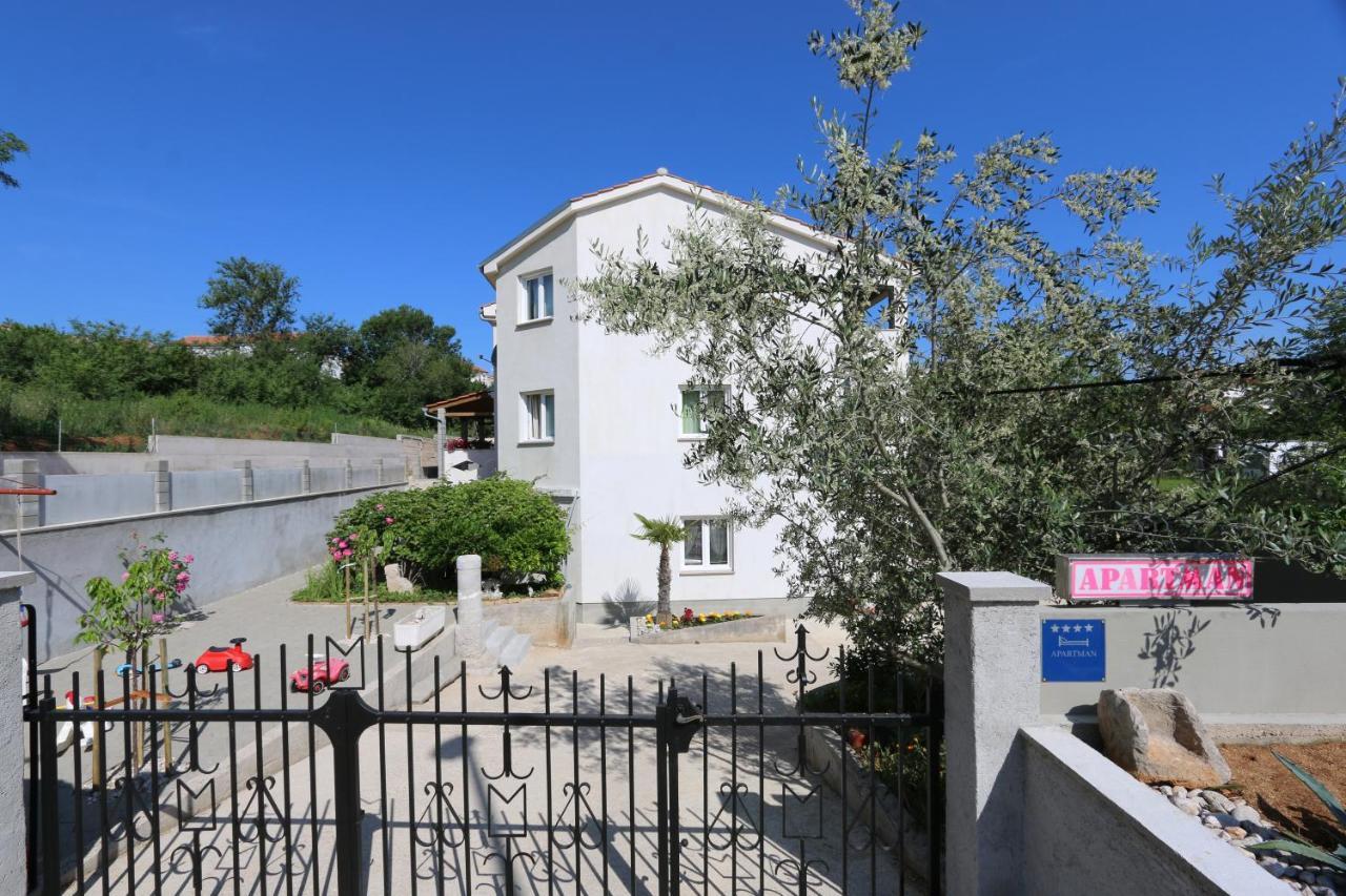 Apartments Mirjana Šilo Dış mekan fotoğraf