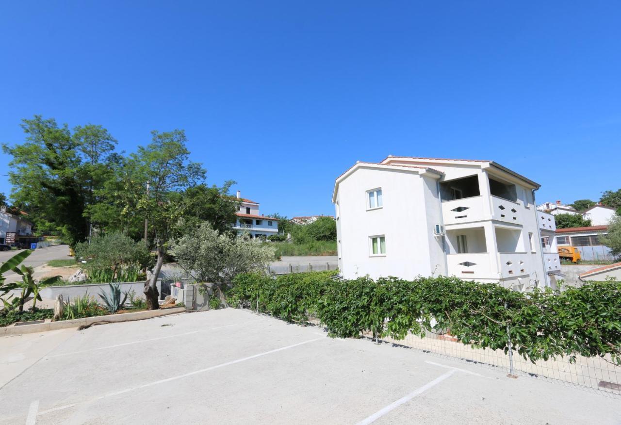 Apartments Mirjana Šilo Dış mekan fotoğraf
